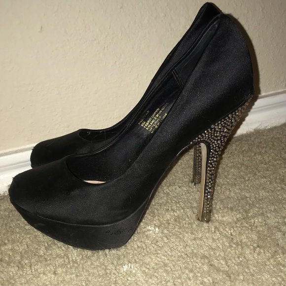 Steve Madden Sequin High Heel Pumps - Picture 1 of 6